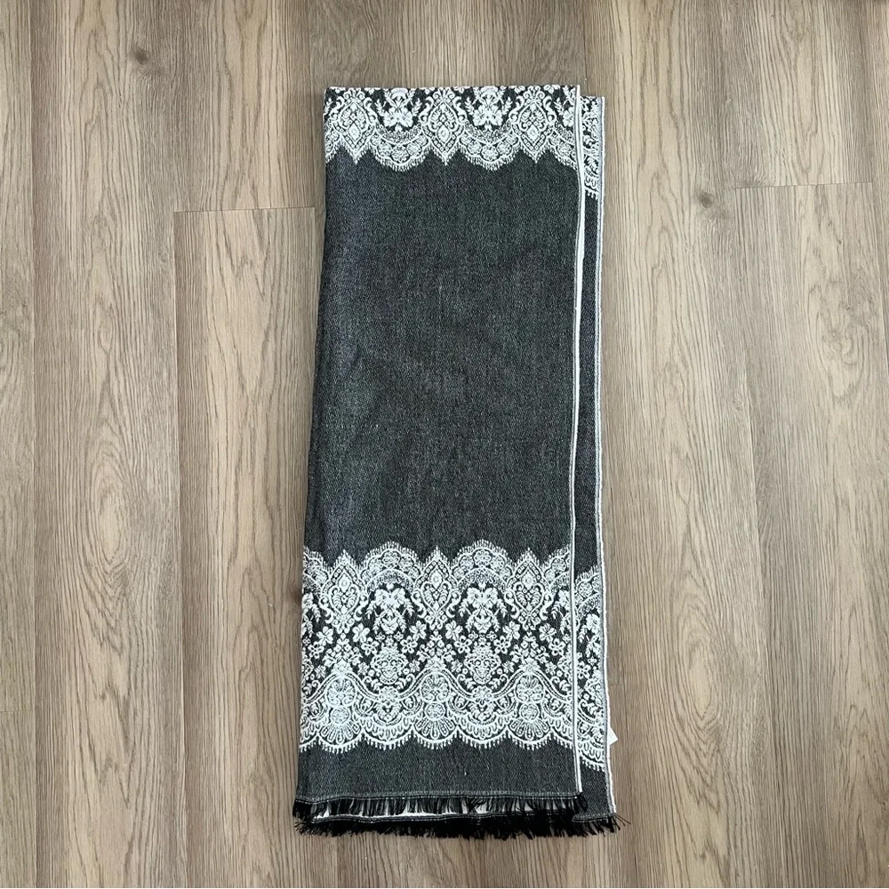 Atmosphere Gray, White & Black Patterned Fringed Scarf/Shawl/Wrap